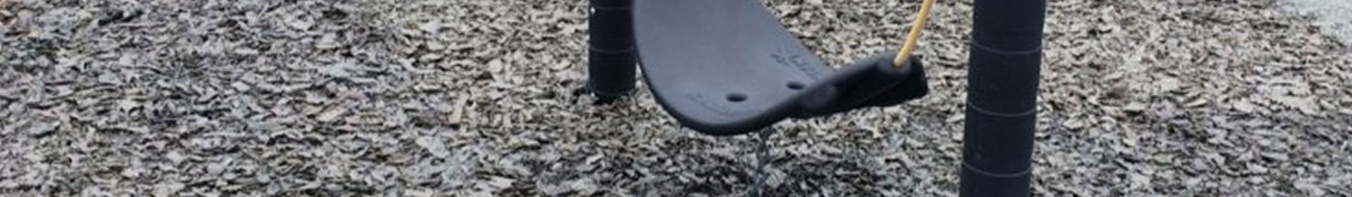 Gummibark - gummibelægning - faldunderlag for legepladser - ErgoSoft gummiflis - specielt velegnet til naturlegepladser