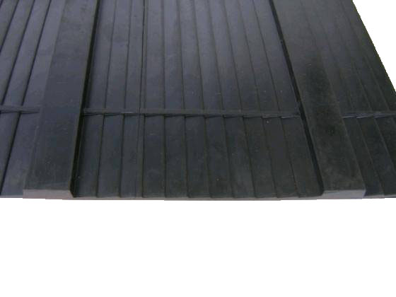 Rampemåtte type A 1750x1550 mm, 12 mm ribber (Trailer)