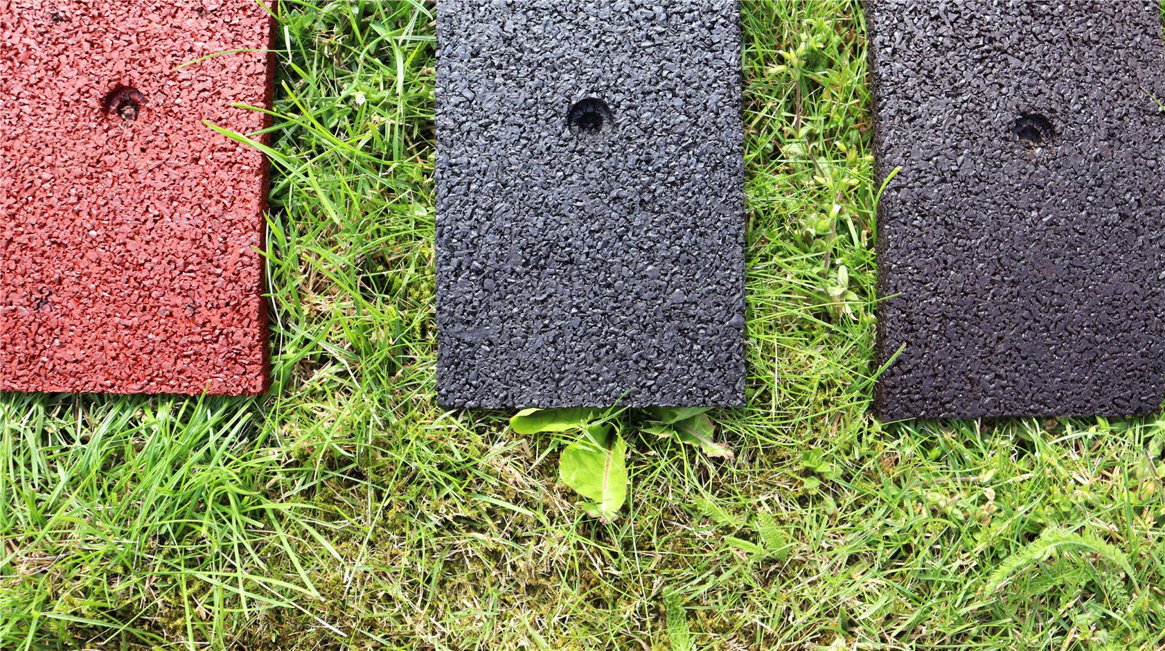 ErgoGarden Græskant 2435x125x11 mm, rød